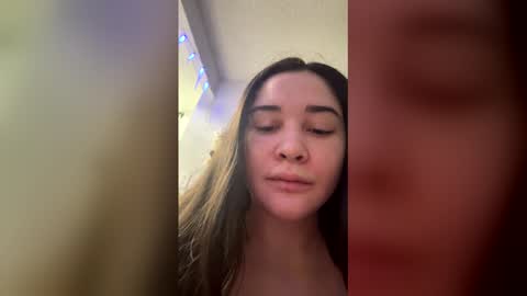 Snapshot of saka_92 chatting on 12-17-25, 01:39 saka_92 online show from 12-17-25, 01:39