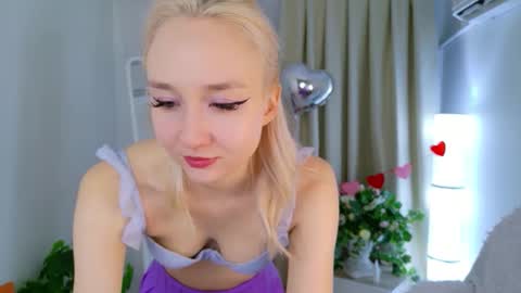 Audrey online show from 02-12-26, 07:14