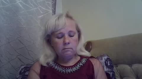 Snapshot of sakura_blonde chatting on 12-25-24, 11:42 sakura_blonde online show from 12-25-24, 11:42