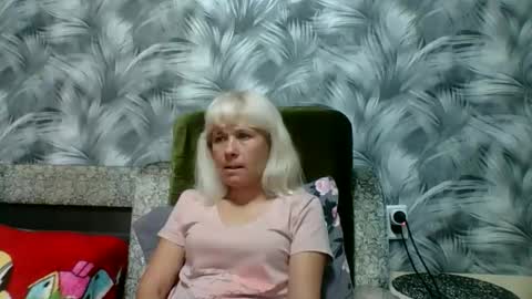 Snapshot of sakura_blonde chatting on 10-09-25, 09:29 sakura_blonde online show from 10-09-25, 09:29