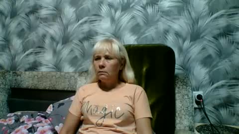 Snapshot of sakura_blonde chatting on 10-14-25, 03:46 sakura_blonde online show from 10-14-25, 03:46