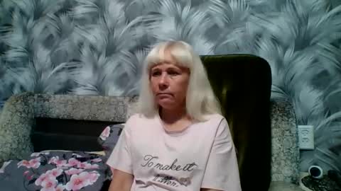 Snapshot of sakura_blonde chatting on 10-15-25, 08:25 sakura_blonde online show from 10-15-25, 08:25
