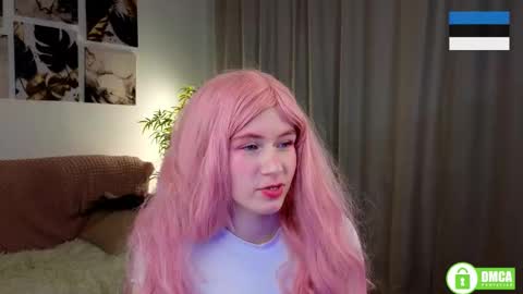 Sakura online show from 11-04-25, 09:36