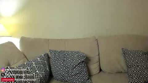 Snapshot of sakura_yuki chatting on 02-24-25, 05:09 Margarita online show from 02-24-25, 05:09