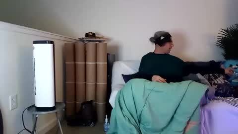 salis1981 online show from 01-26-25, 01:31