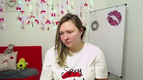 Sally online show from 04-05-26, 06:16