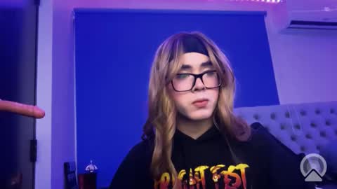 sallyyy22211 online show from 11-01-25, 09:55