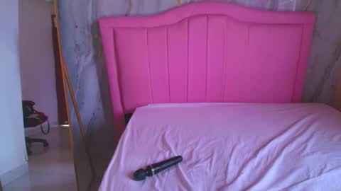 salma_27 online show from 10-04-25, 02:26