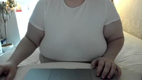 SalmaRoth online show from 01-15-25, 11:40