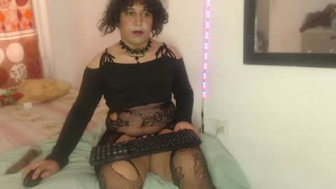 Snapshot of salome0langley chatting on 08-04-26, 04:42 salome0langley online show from 08-04-26, 04:42