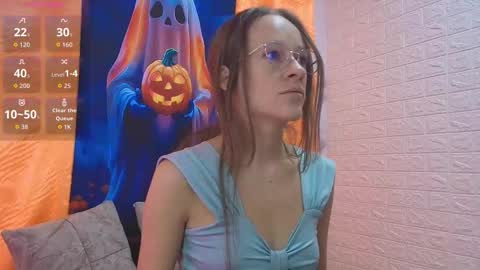 salome_cruxx online show from 10-13-25, 11:32