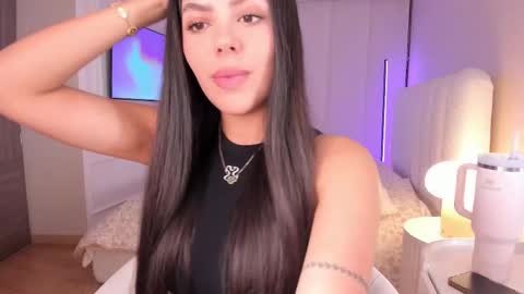 salo online show from 10-31-25, 01:28