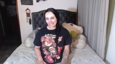 yenny online show from 03-11-26, 03:34