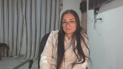 Snapshot of salomesaints chatting on 10-16-25, 01:28 salome online show from 10-16-25, 01:28