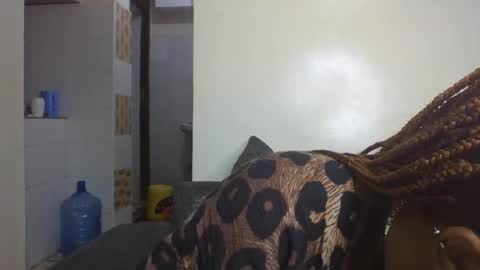 salty_surprise_ online show from 12-01-24, 11:36