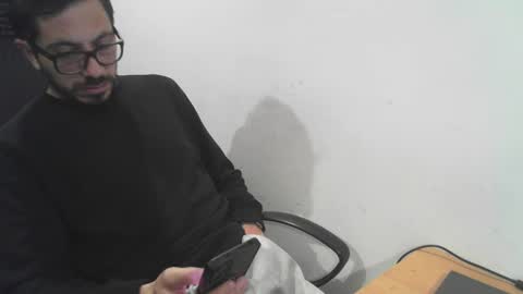 Snapshot of salvatore6920 chatting on 12-28-24, 02:53 Sal vatore online show from 12-28-24, 02:53