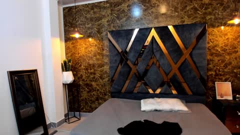 SALVATORE online show from 01-22-25, 02:14