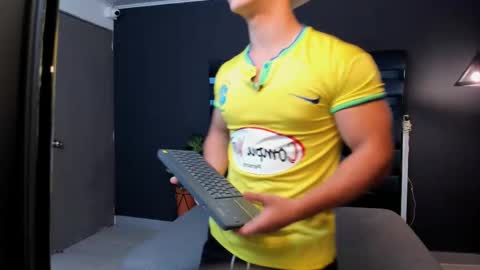 SALVATORE online show from 03-11-25, 02:18