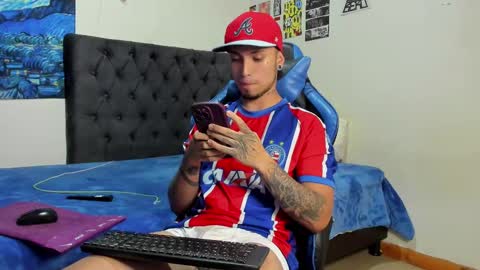   online show from 03-05-25, 01:21