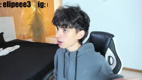 Snapshot of salvatore_monterey chatting on 02-21-26, 08:43 salvatore online show from 02-21-26, 08:43