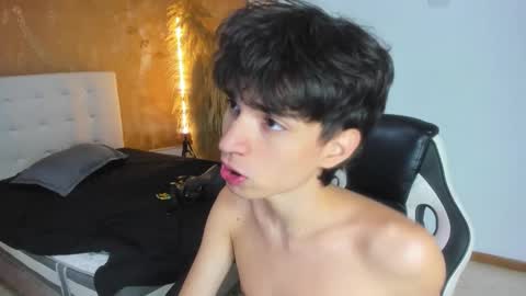 Snapshot of salvatore_monterey chatting on 02-27-26, 08:20 salvatore online show from 02-27-26, 08:20