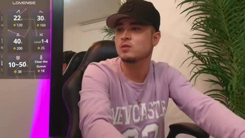 Salvatore  online show from 09-26-25, 09:52