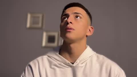 Salvatore online show from 12-02-25, 05:13