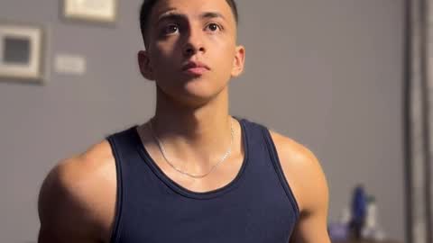 Snapshot of salvatore_romanoo chatting on 02-08-26, 03:21 Salvatore online show from 02-08-26, 03:21