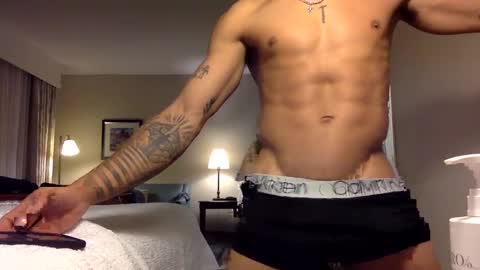 Snapshot of sam9826wh chatting on 12-14-24, 03:40 sam9826wh online show from 12-14-24, 03:40