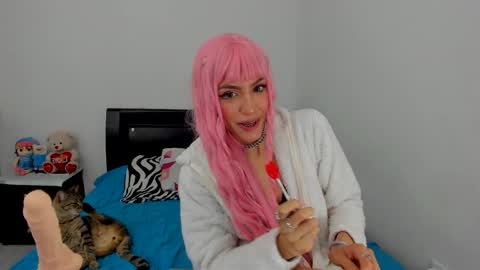 Snapshot of sam_and_roy chatting on 02-26-25, 07:31 Samy online show from 02-26-25, 07:31