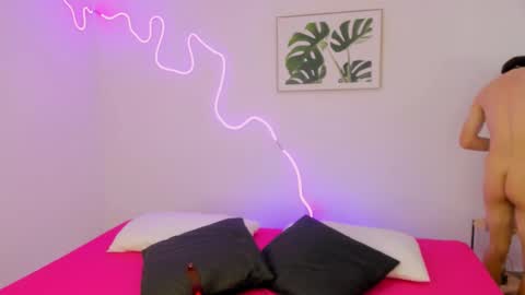 Sam Clark online show from 12-14-25, 06:01