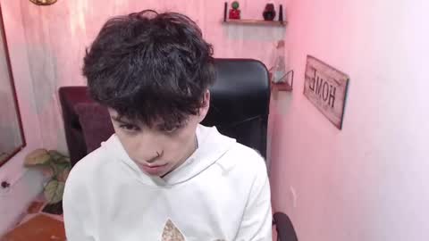 Snapshot of sam_daves chatting on 02-20-25, 01:51 Sam online show from 02-20-25, 01:51