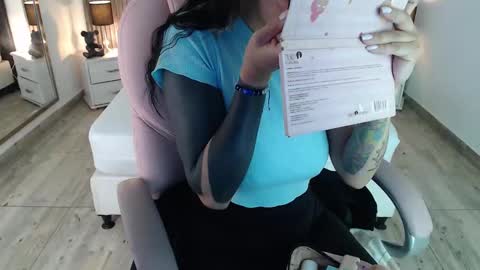 Snapshot of sam_mansson66 chatting on 02-22-25, 12:19 SAM MANSON online show from 02-22-25, 12:19