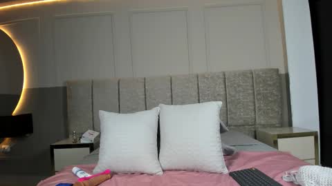 Sanem online show from 11-15-25, 11:40