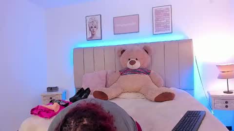 Samantha  online show from 12-16-25, 12:32