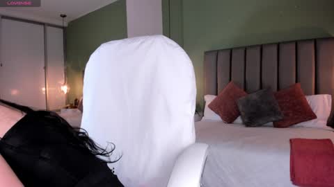 Snapshot of samaantharey chatting on 12-21-24, 01:10 Samantha online show from 12-21-24, 01:10