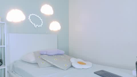   online show from 12-15-25, 11:36