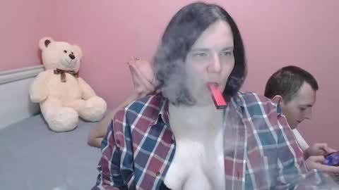 Alexandra and Sam online show from 10-25-25, 01:51