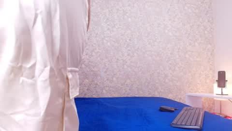 Snapshot of samanta_360 chatting on 02-07-25, 11:56 Samanta online show from 02-07-25, 11:56