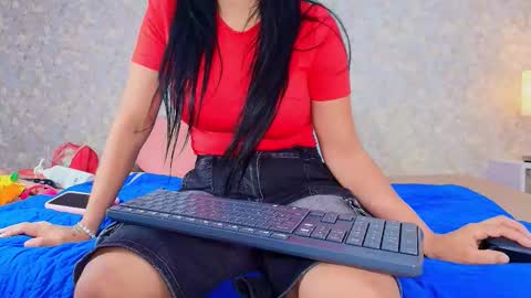 Snapshot of samanta_360 chatting on 10-11-25, 11:53 Samanta online show from 10-11-25, 11:53