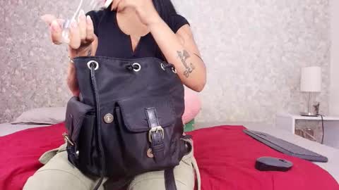 Snapshot of samanta_360 chatting on 10-15-25, 11:54 Samanta online show from 10-15-25, 11:54