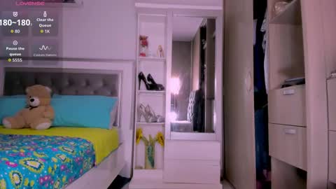 carolina online show from 10-09-25, 01:36