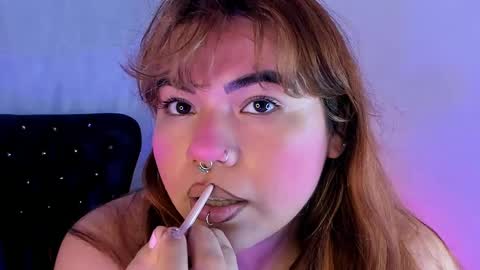 Snapshot of samanta_cutee1 chatting on 01-20-25, 01:21 SAMANTA online show from 01-20-25, 01:21