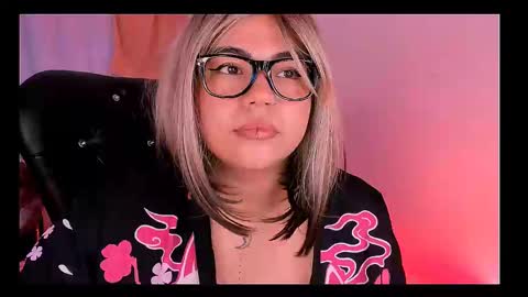 Snapshot of samanta_cutee1 chatting on 02-28-25, 01:25 SAMANTA online show from 02-28-25, 01:25