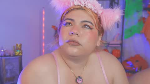 Snapshot of samanta_cutee1 chatting on 10-21-25, 09:43 SAMANTA online show from 10-21-25, 09:43