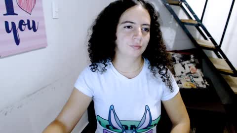 Snapshot of samantha2girl chatting on 12-03-24, 02:36 samantha online show from 12-03-24, 02:36