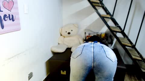 Snapshot of samantha2girl chatting on 12-11-24, 01:26 samantha online show from 12-11-24, 01:26