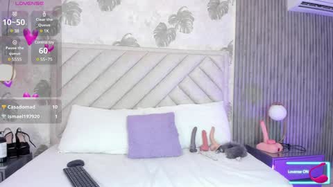 Samantha  online show from 12-27-24, 04:26