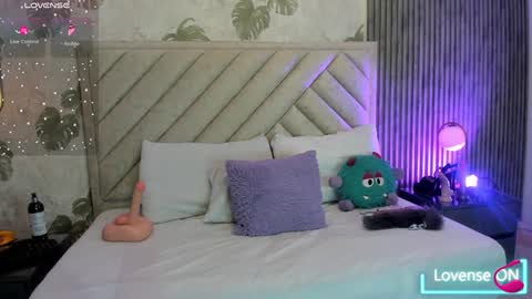 Samantha  online show from 02-07-25, 04:06