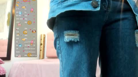    online show from 12-14-25, 10:31